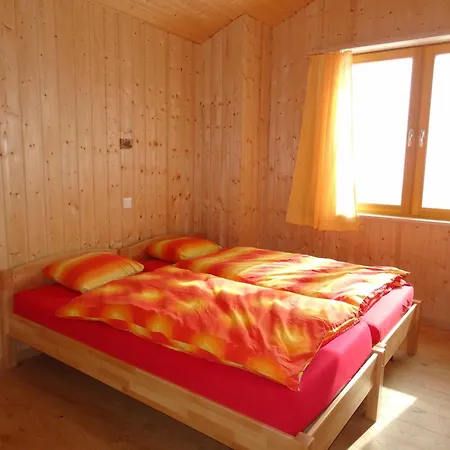 بيت للعطل Meleze In Sonniger Lage Mit Schoenem Ausblick , Fuer 6 Personen *