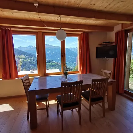 Tatil Evi Meleze In Sonniger Lage Mit Schoenem Ausblick , Fuer 6 Personen *