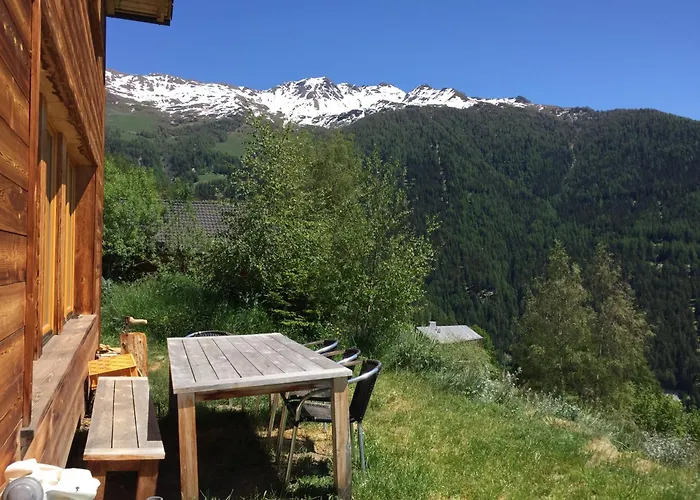 Meleze In Sonniger Lage Mit Schoenem Ausblick , Fuer 6 Personen Semesterbostad